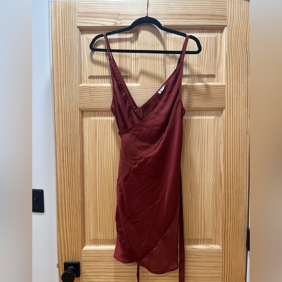 Free people wrap dress in wine - Picture 3 of 5